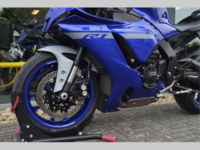 yamaha - yzf-r1