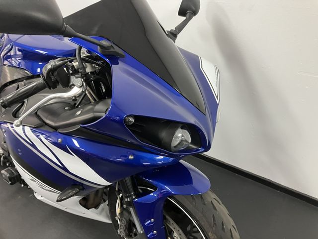 yamaha - yzf-r1