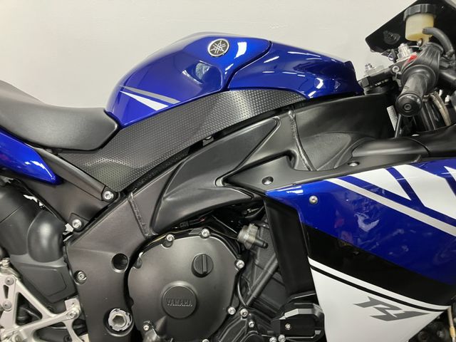 yamaha - yzf-r1