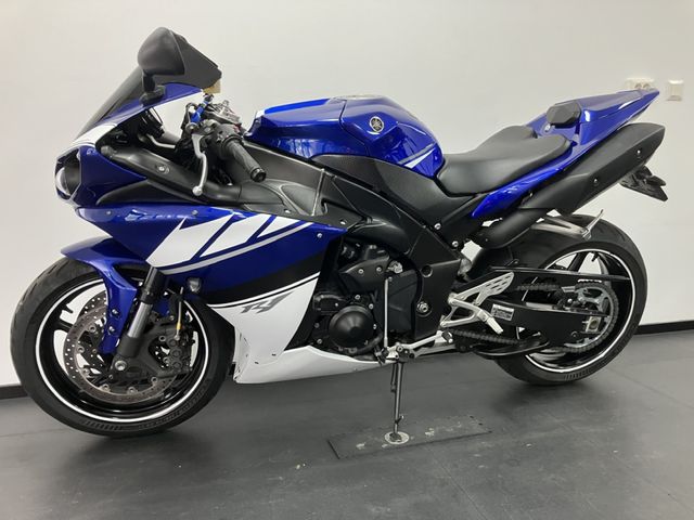 yamaha - yzf-r1