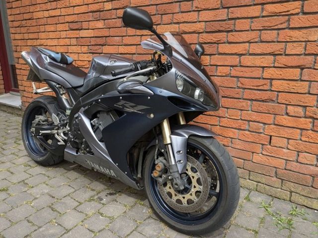 yamaha - yzf-r1