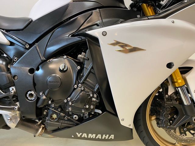 yamaha - yzf-r1