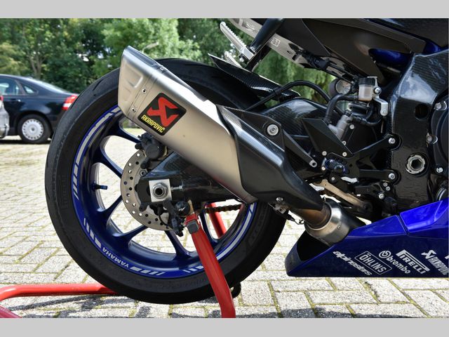 yamaha - yzf-r1