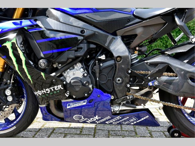 yamaha - yzf-r1