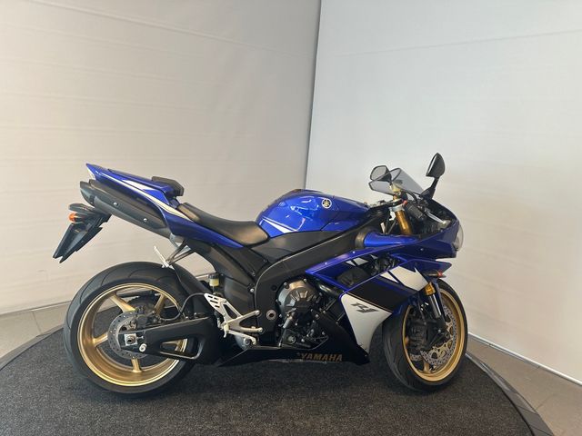 yamaha - yzf-r1