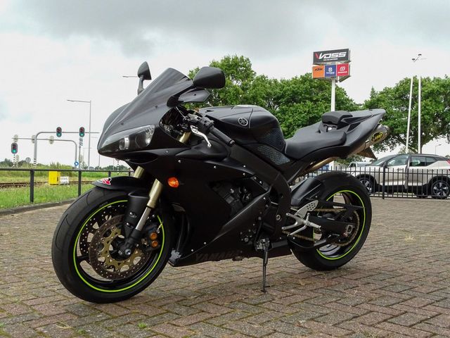 yamaha - yzf-r1