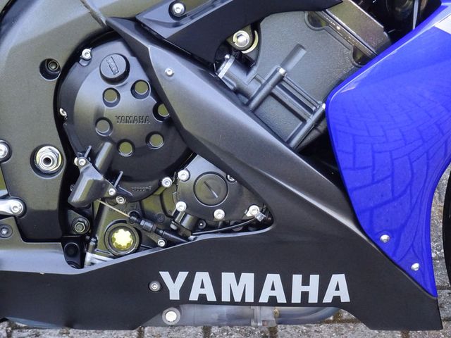 yamaha - yzf-r1