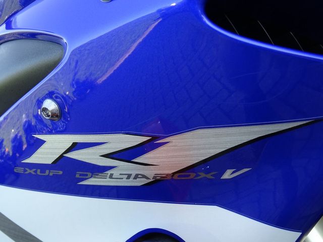 yamaha - yzf-r1