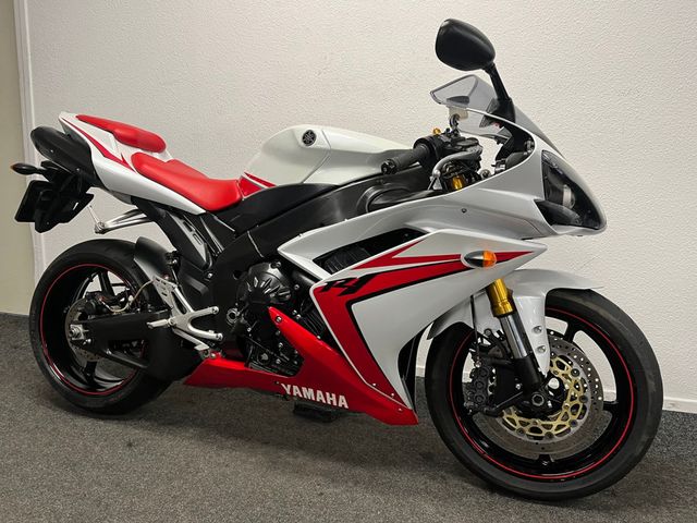 yamaha - yzf-r1