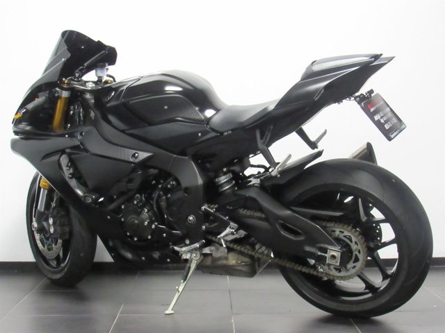 yamaha - yzf-r1