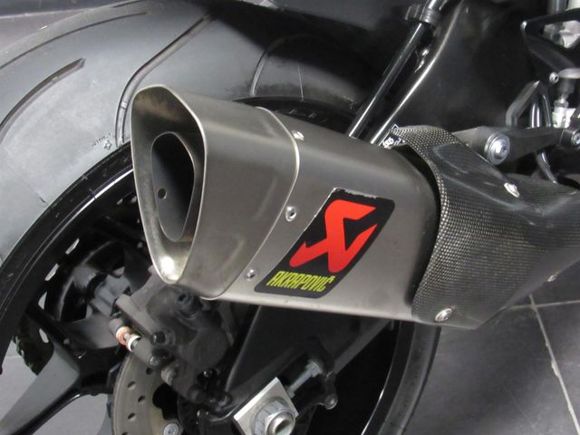 yamaha - yzf-r1