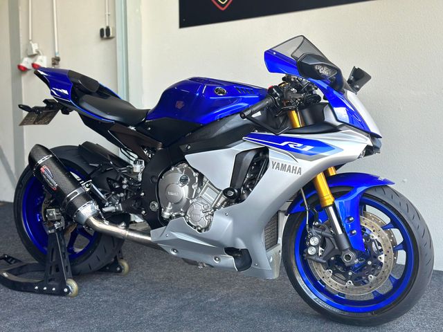 yamaha - yzf-r1