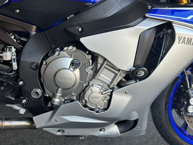 yamaha - yzf-r1