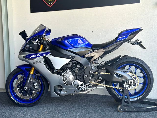 yamaha - yzf-r1