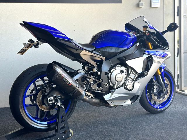 yamaha - yzf-r1