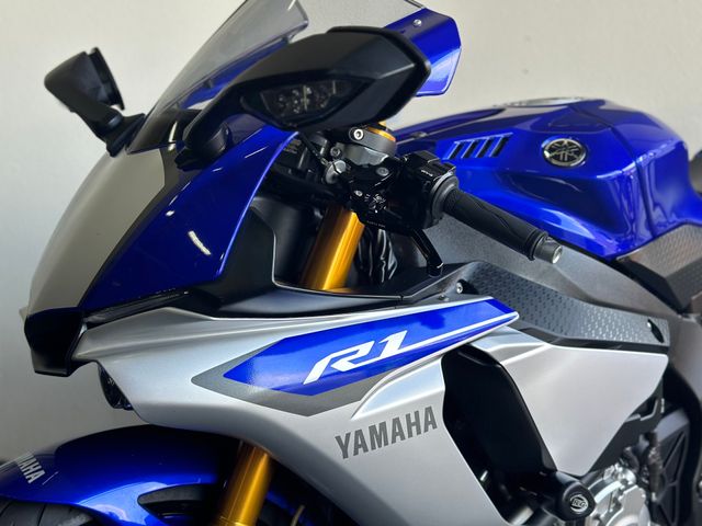 yamaha - yzf-r1