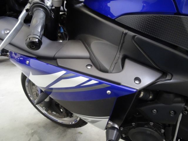 yamaha - yzf-r1