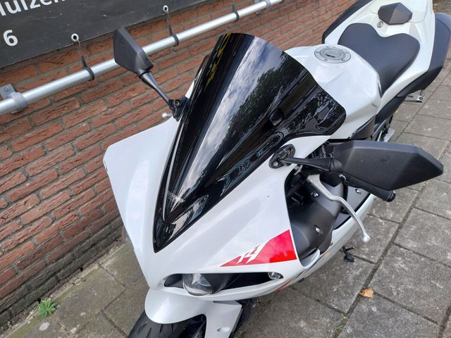 yamaha - yzf-r1