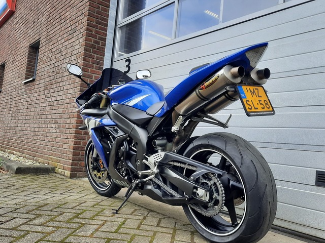 yamaha - yzf-r1