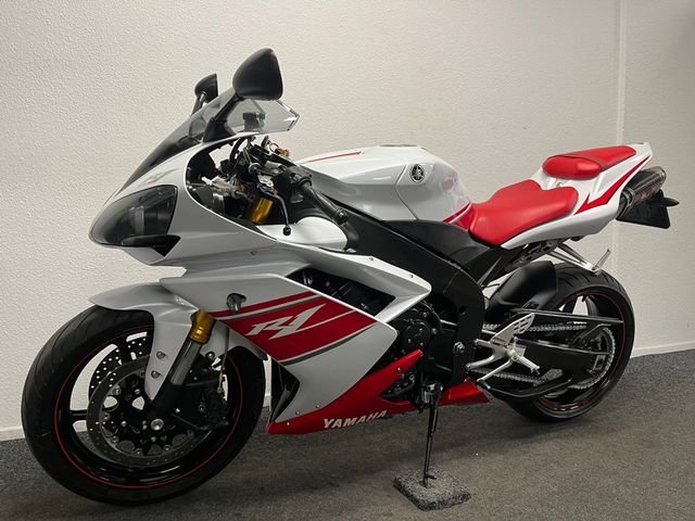 yamaha - yzf-r1