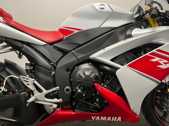 yamaha - yzf-r1