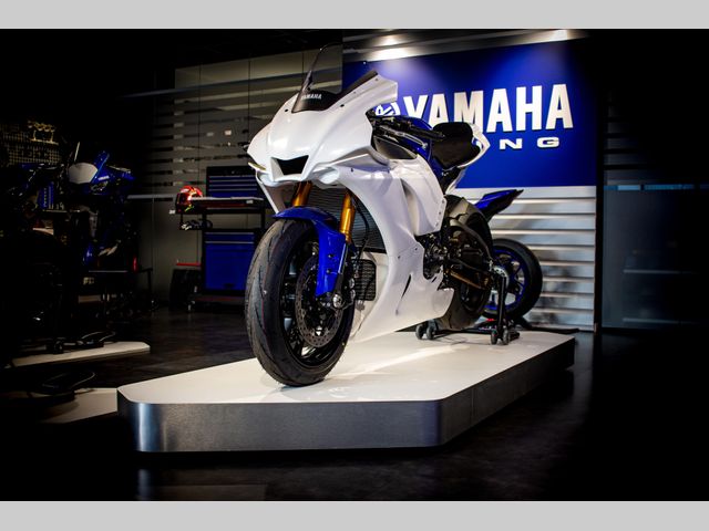 yamaha - yzf-r1