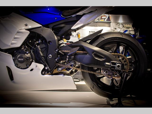 yamaha - yzf-r1