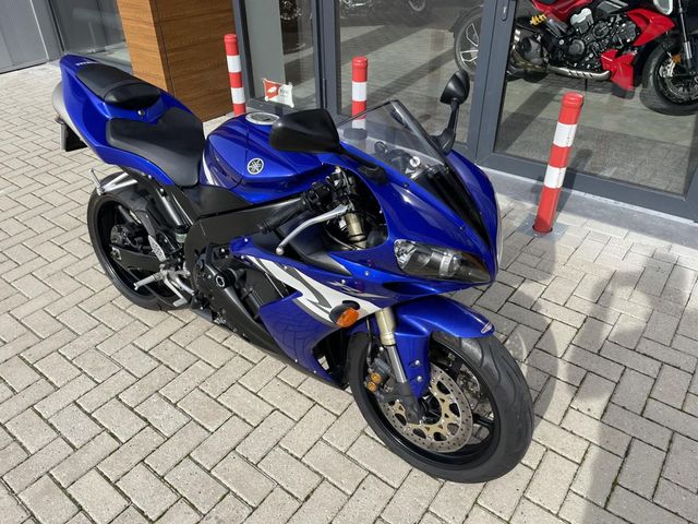 yamaha - yzf-r1