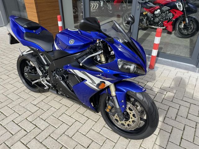 yamaha - yzf-r1