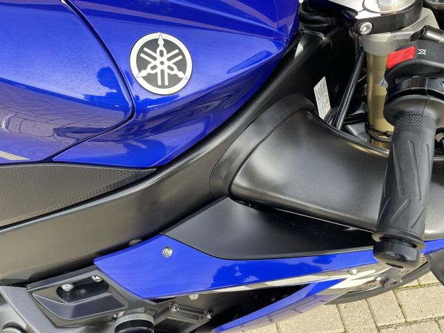 yamaha - yzf-r1