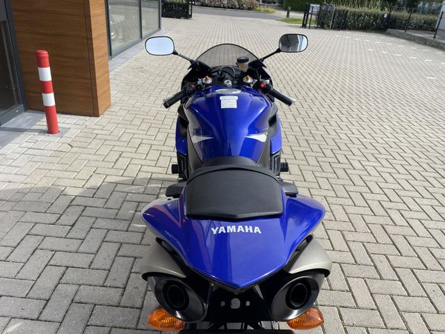 yamaha - yzf-r1