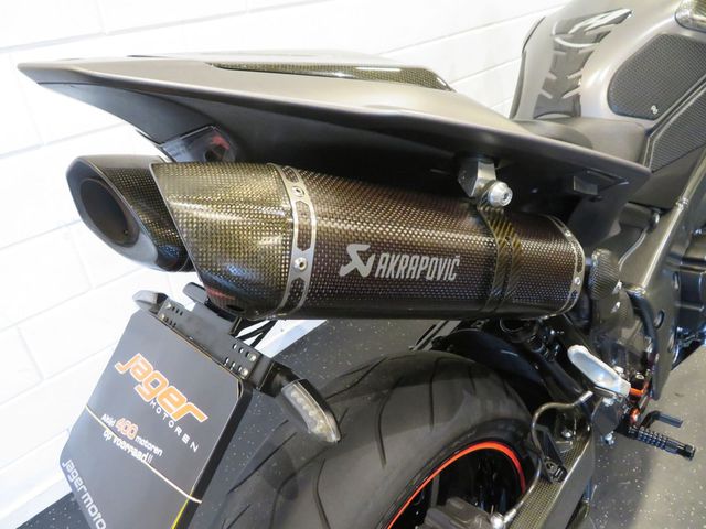 yamaha - yzf-r1