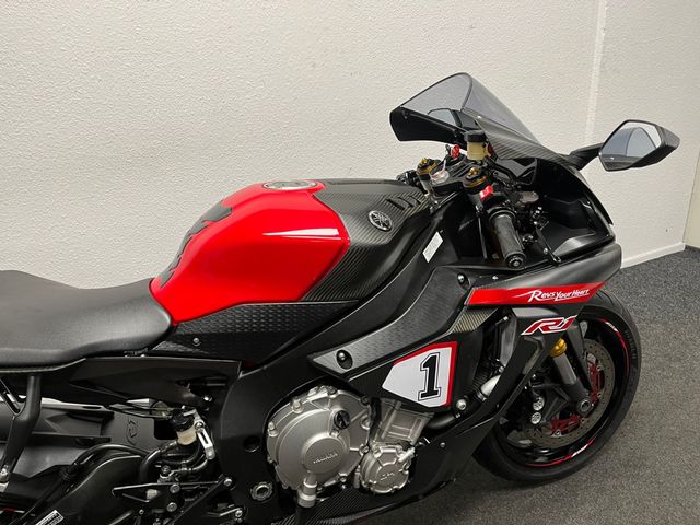 yamaha - yzf-r1