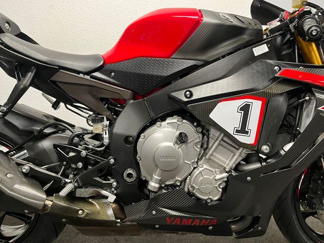 yamaha - yzf-r1