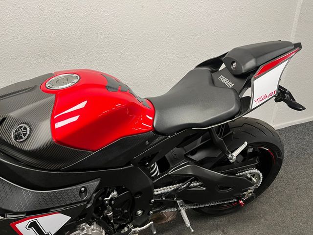 yamaha - yzf-r1