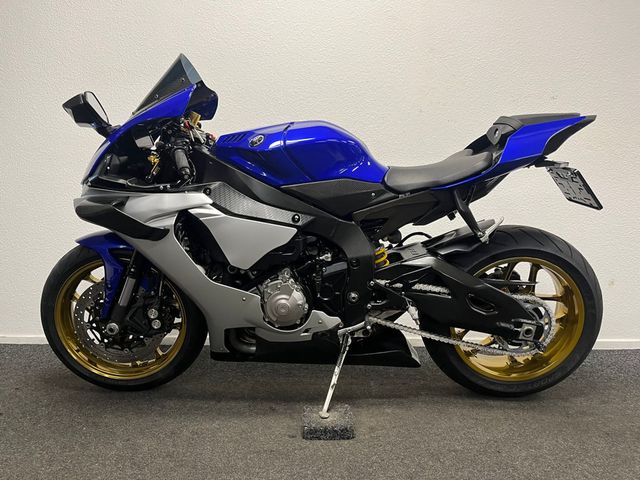 yamaha - yzf-r1