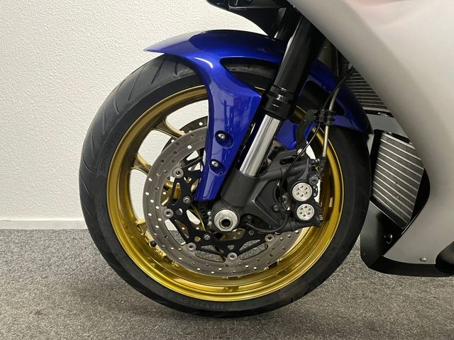 yamaha - yzf-r1