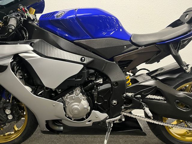 yamaha - yzf-r1