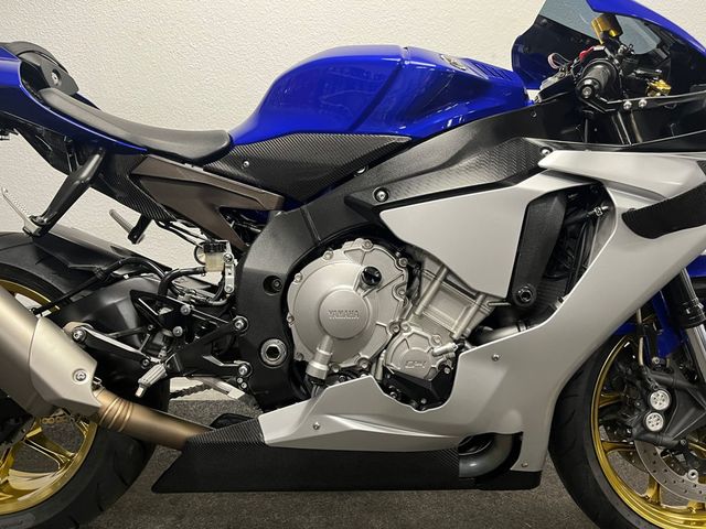 yamaha - yzf-r1