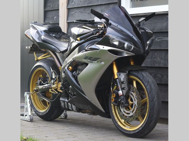 yamaha - yzf-r1