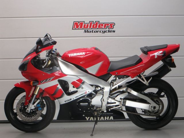 yamaha - yzf-r1