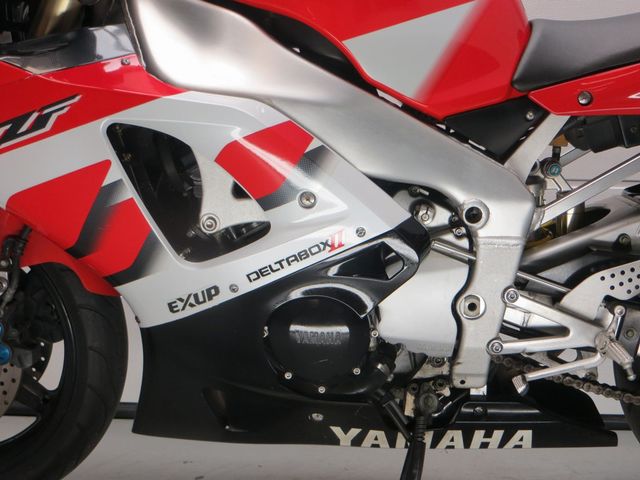 yamaha - yzf-r1