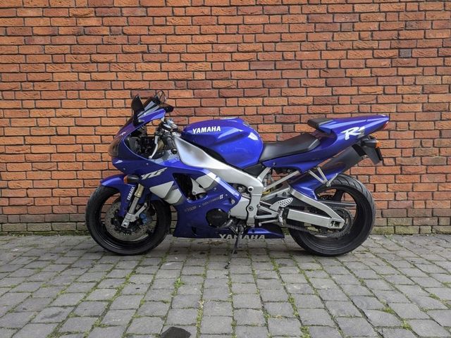 yamaha - yzf-r1