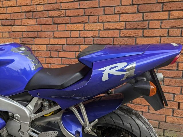 yamaha - yzf-r1