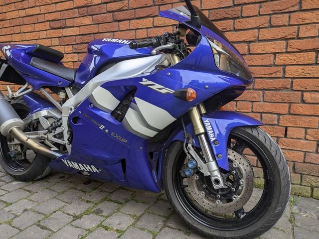 yamaha - yzf-r1