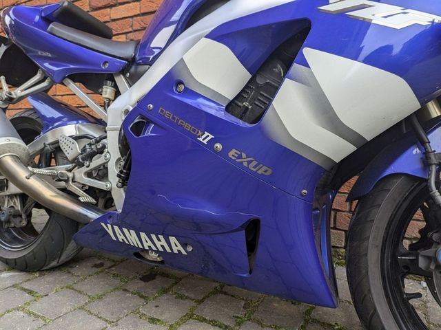 yamaha - yzf-r1