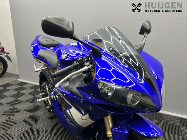 yamaha - yzf-r1