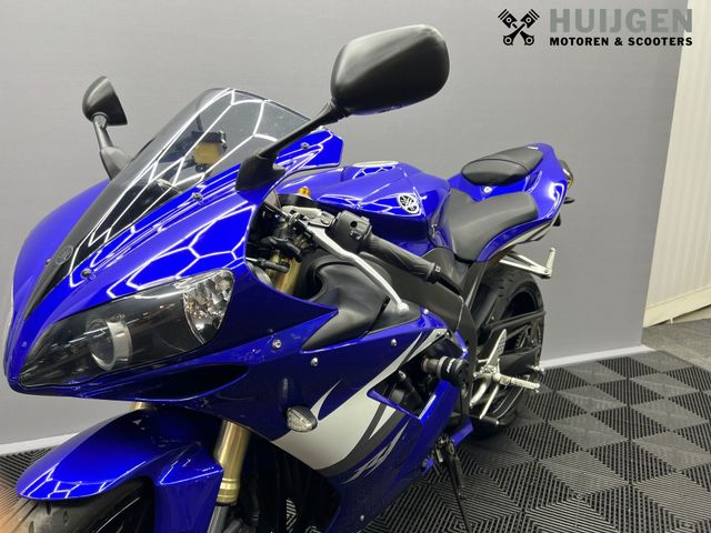 yamaha - yzf-r1