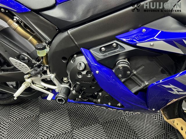 yamaha - yzf-r1