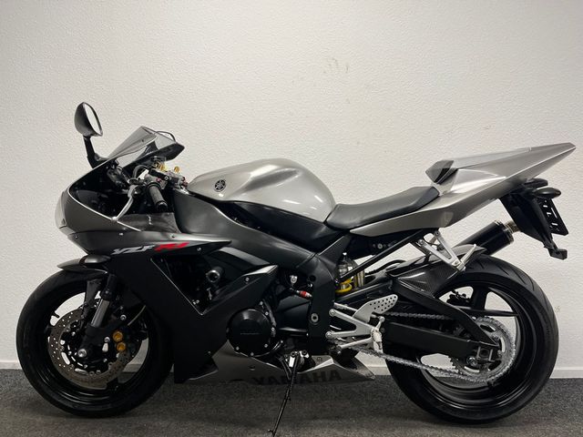 yamaha - yzf-r1